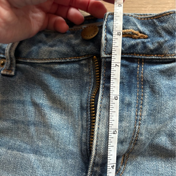 JustUSA short distressed Jean shorts - Picture 6 of 6